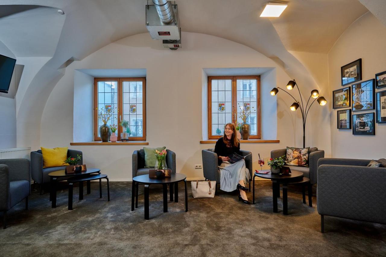 Hotel Restaurant Zum Goldenen Anker Mit Hallenbad & Wellnessbereich Windorf エクステリア 写真