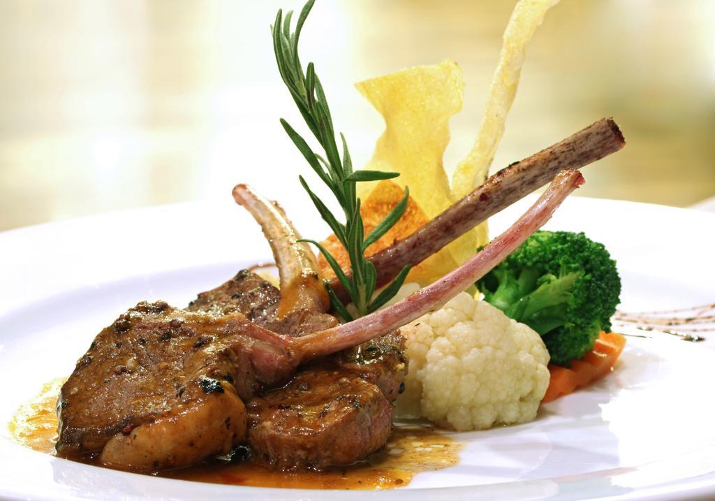 Hotel Restaurant Zum Goldenen Anker Mit Hallenbad & Wellnessbereich Windorf エクステリア 写真